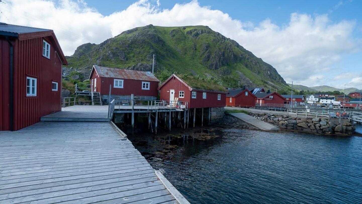 Real Fisherman'S Cabins In Ballstad, Lofoten Extérieur photo