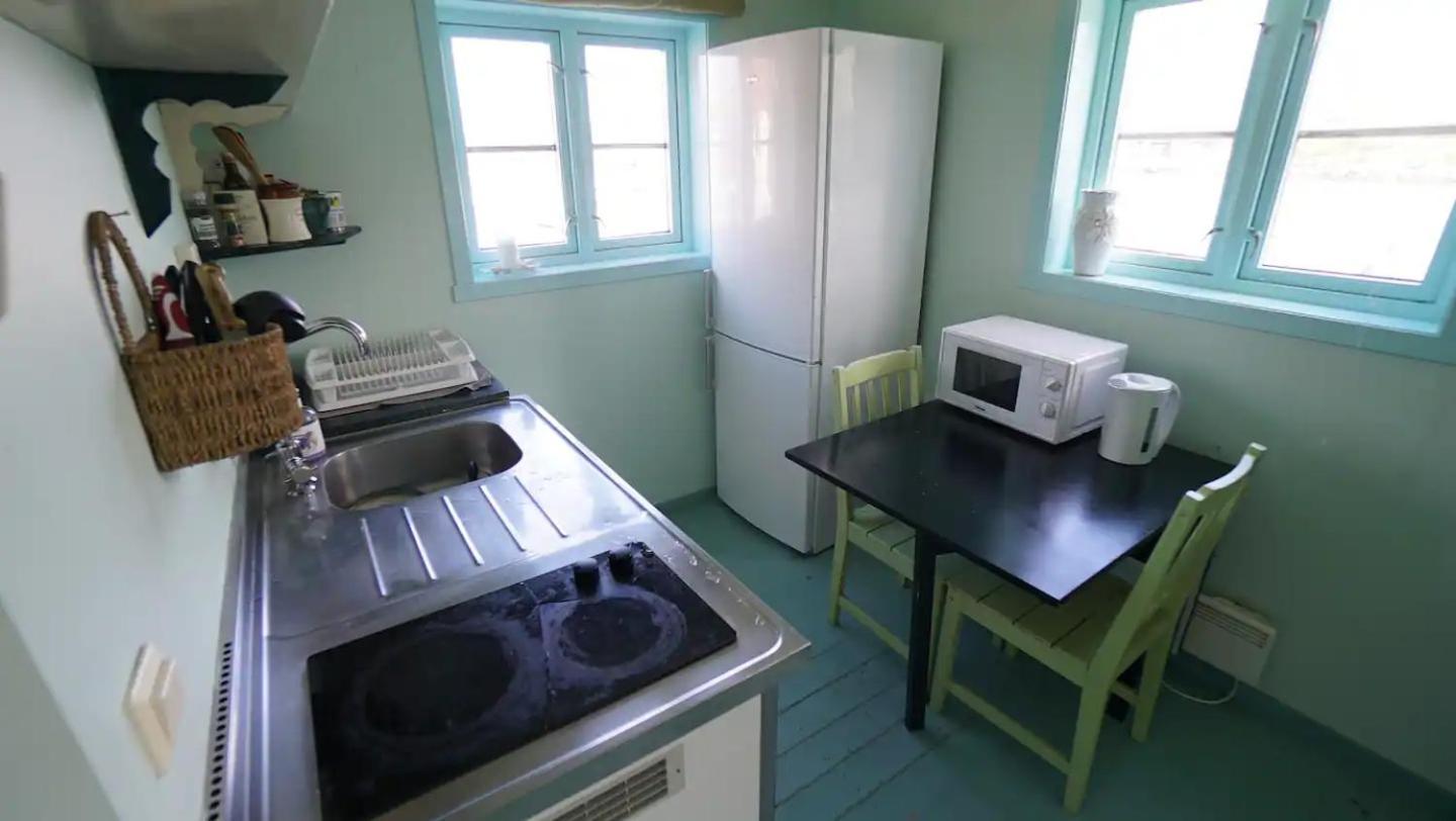 Real Fisherman'S Cabins In Ballstad, Lofoten Extérieur photo