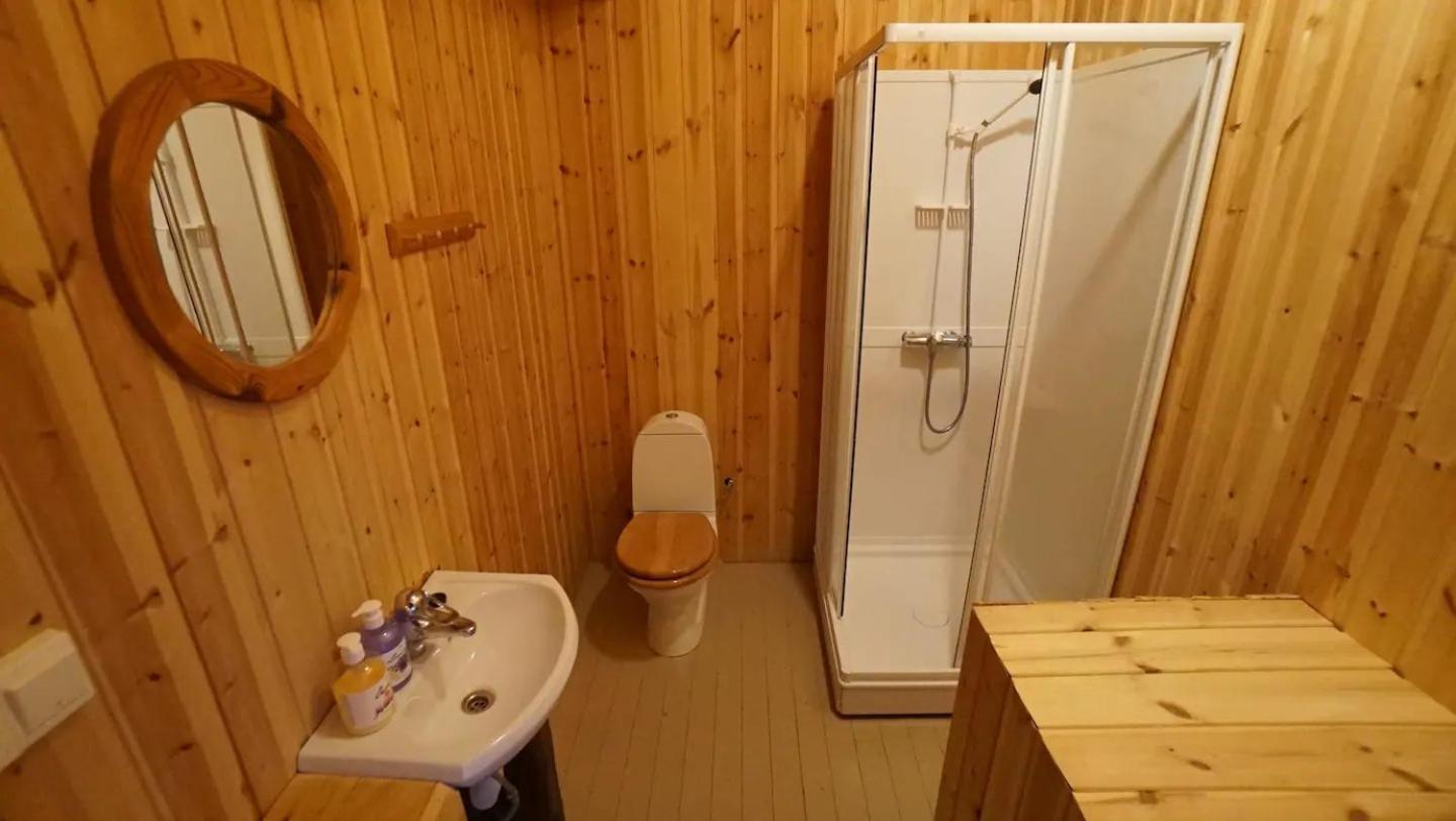 Real Fisherman'S Cabins In Ballstad, Lofoten Chambre photo